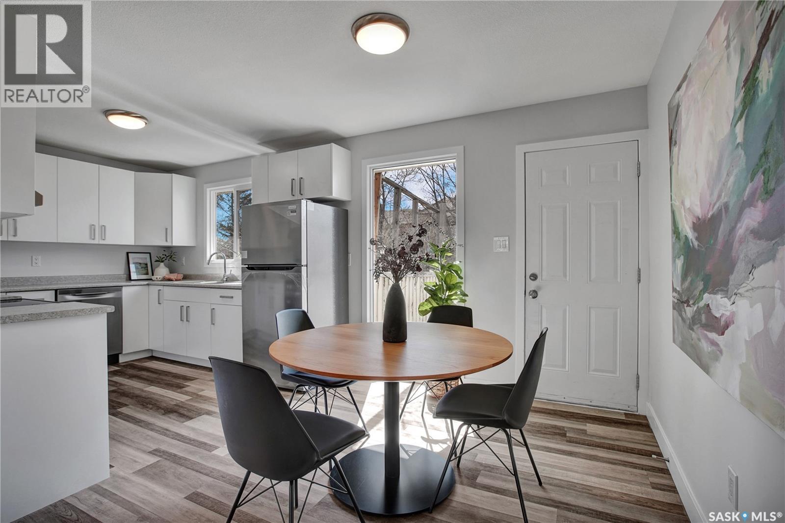 3339 Fairlight DRIVE - 5