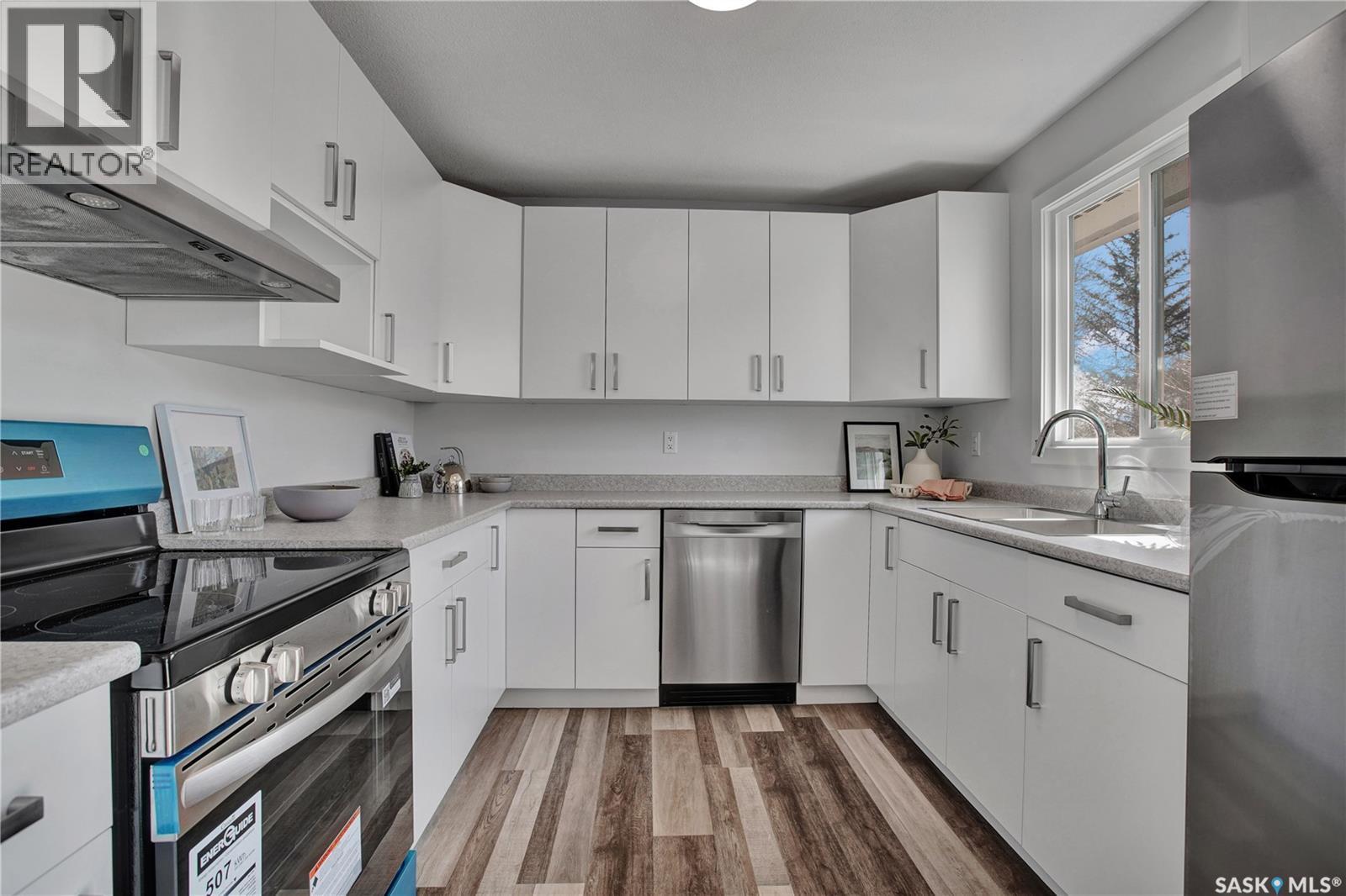 3339 Fairlight DRIVE - 6