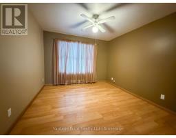 154 15th Ave Close, Hanover, ON N4N3P8 Photo 16