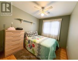 154 15th Ave Close, Hanover, ON N4N3P8 Photo 18