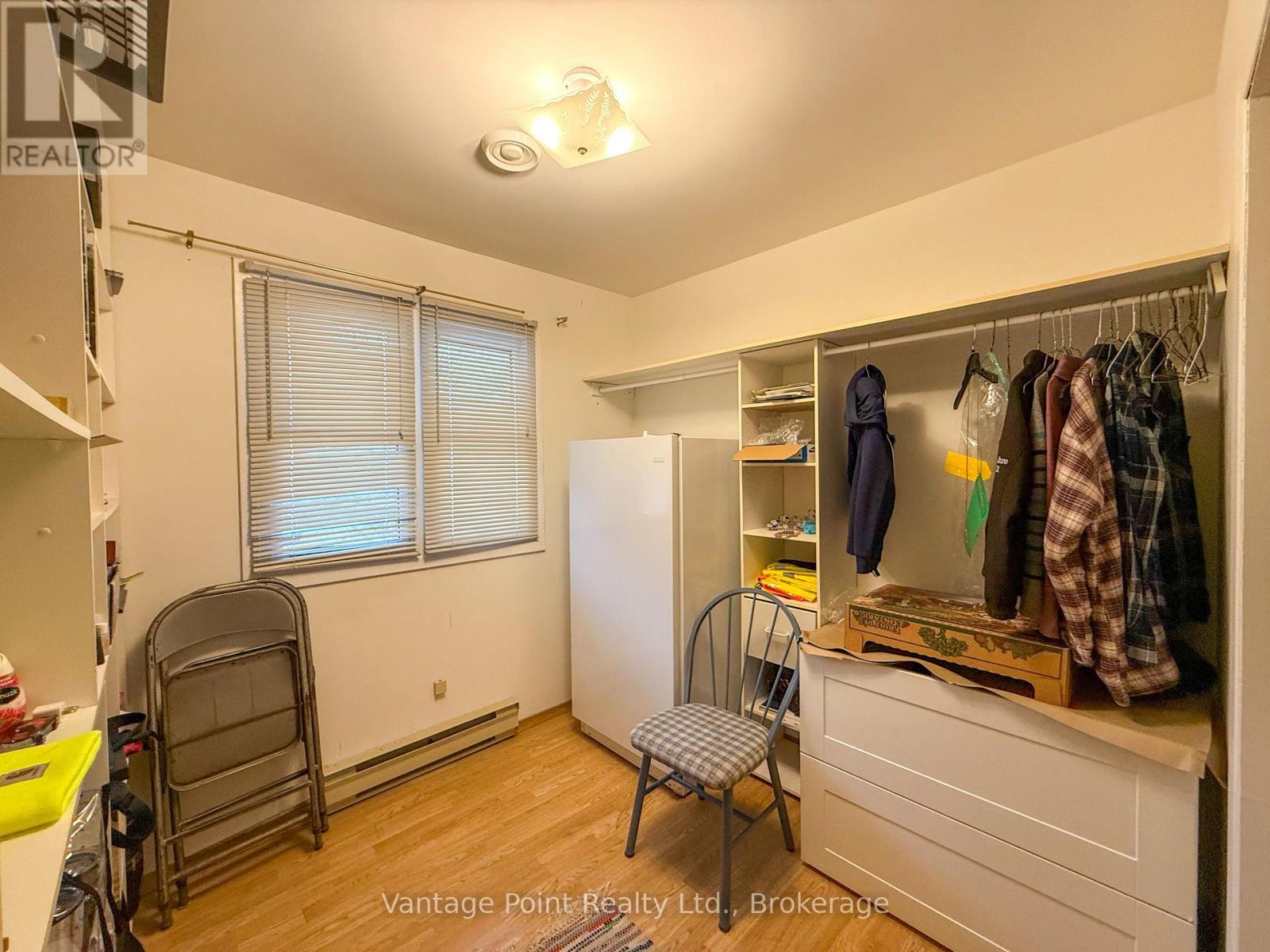 154 15TH AVE CLOSE - 21