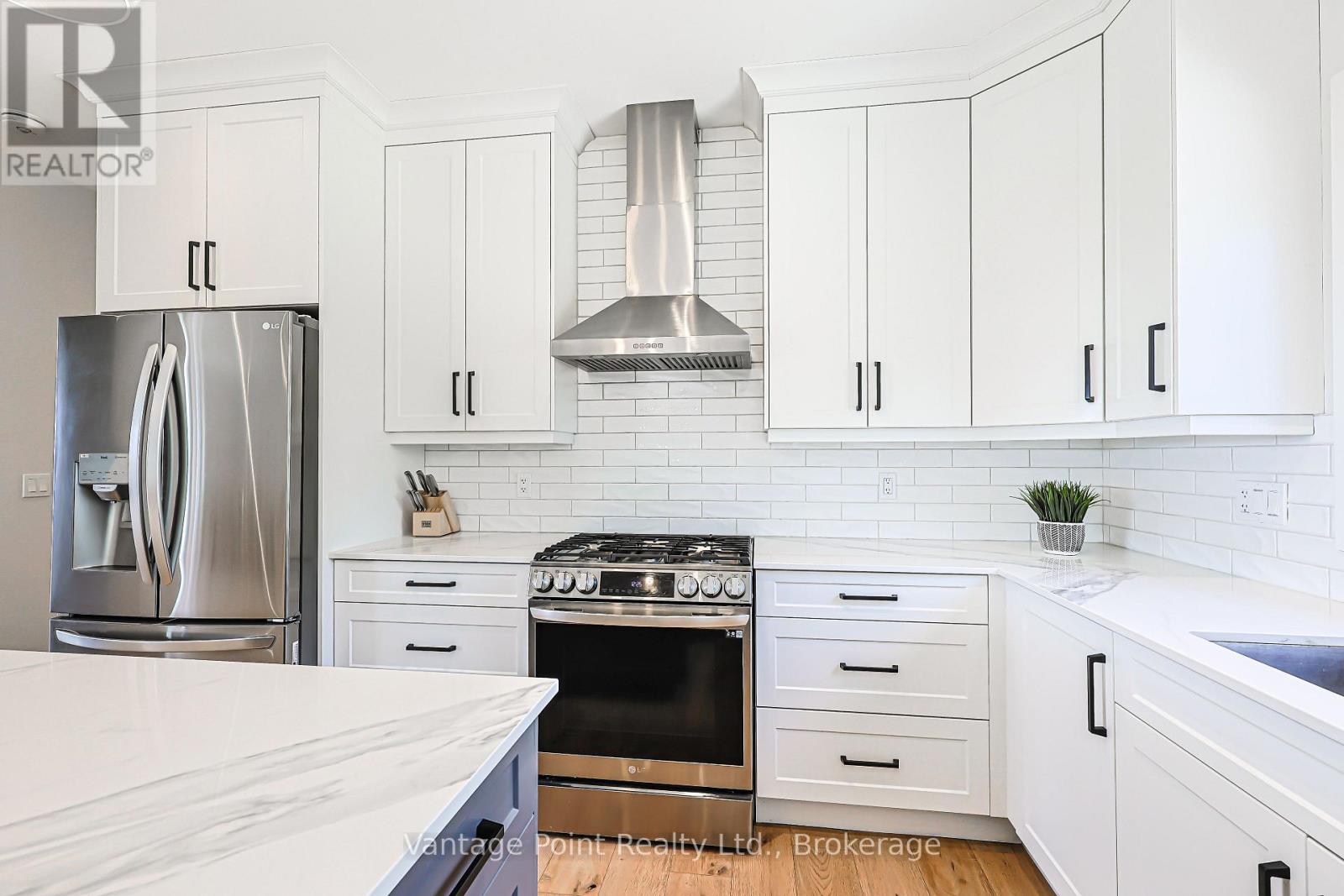 249311 GREY 9 ROAD - 20