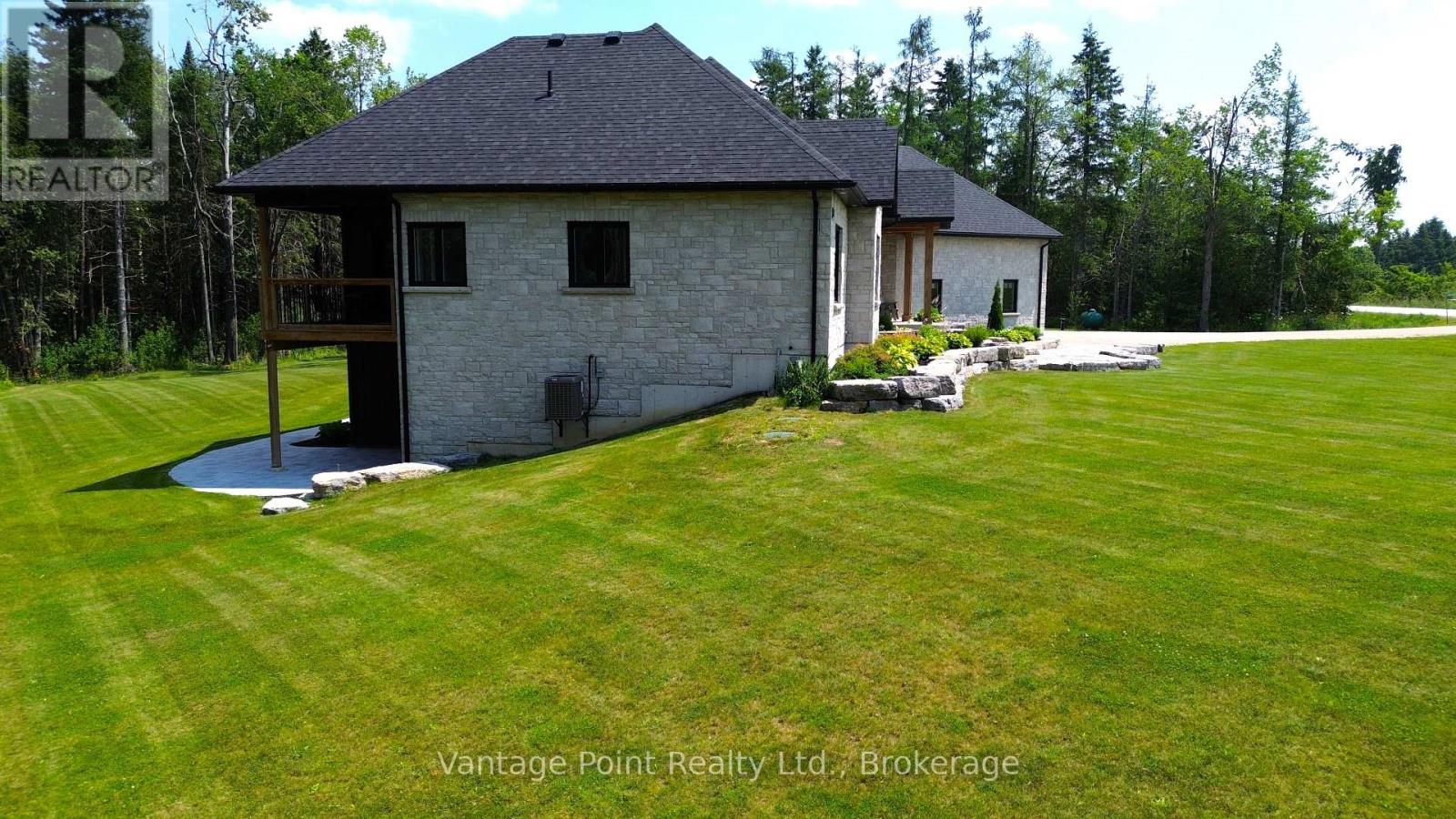 249311 GREY 9 ROAD - 42