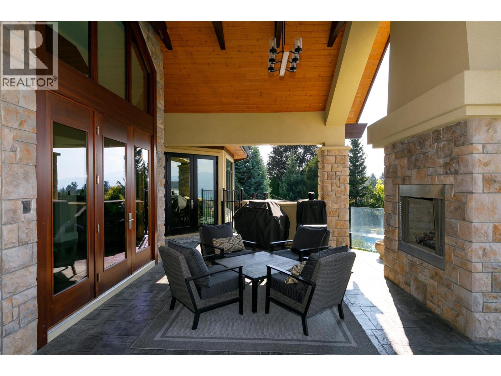 4326- 4330 Bedford Lane, Kelowna