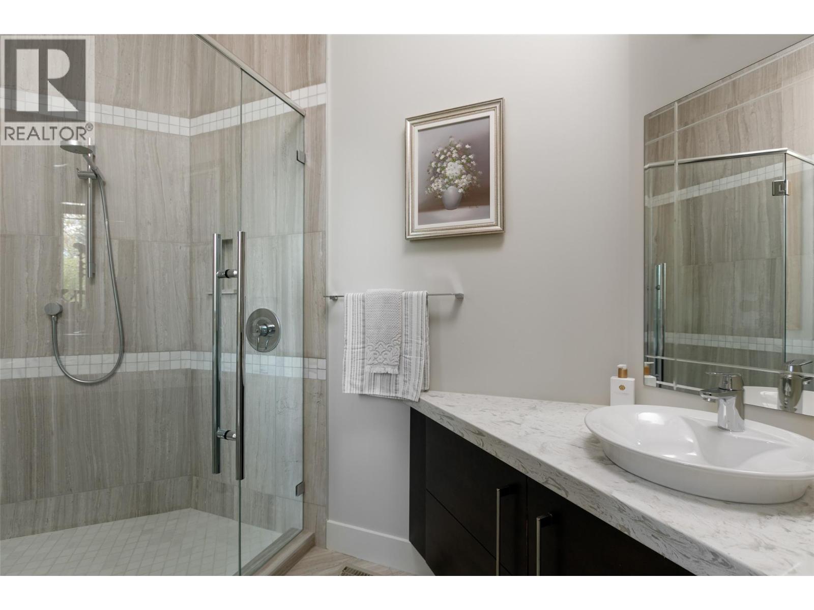 4326- 4330 Bedford Lane - 37