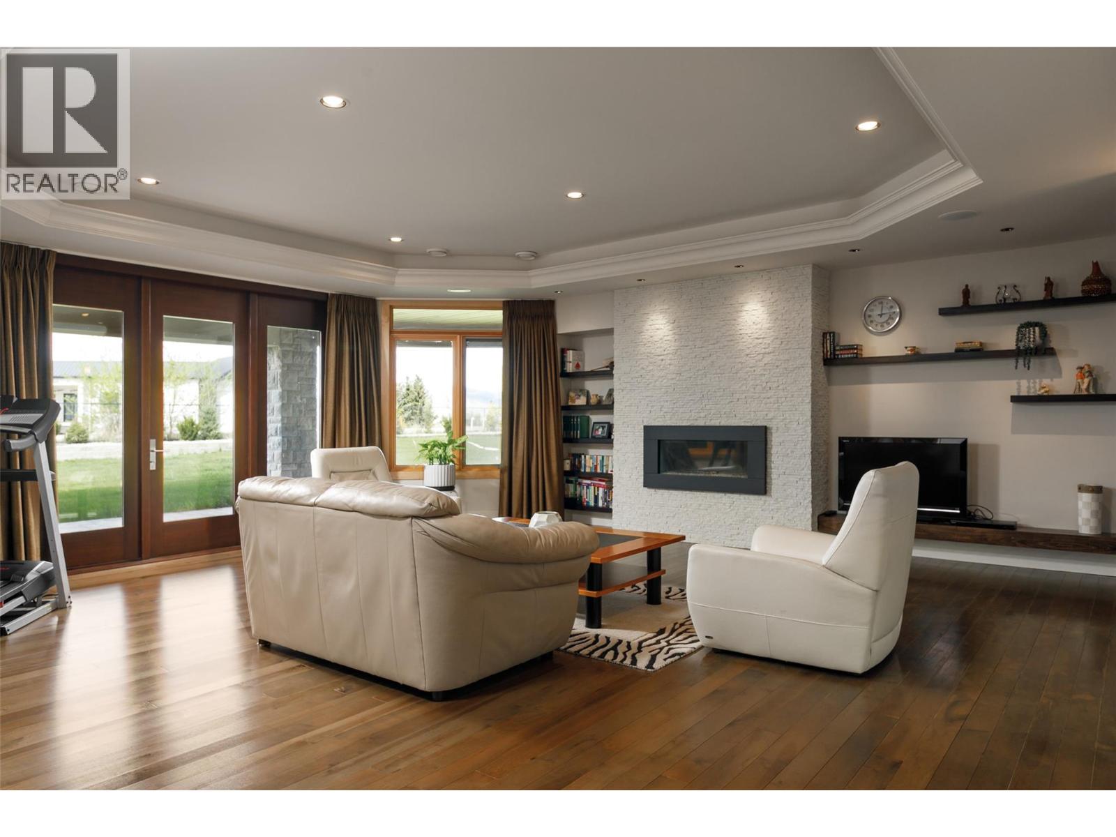 4326- 4330 Bedford Lane - 42