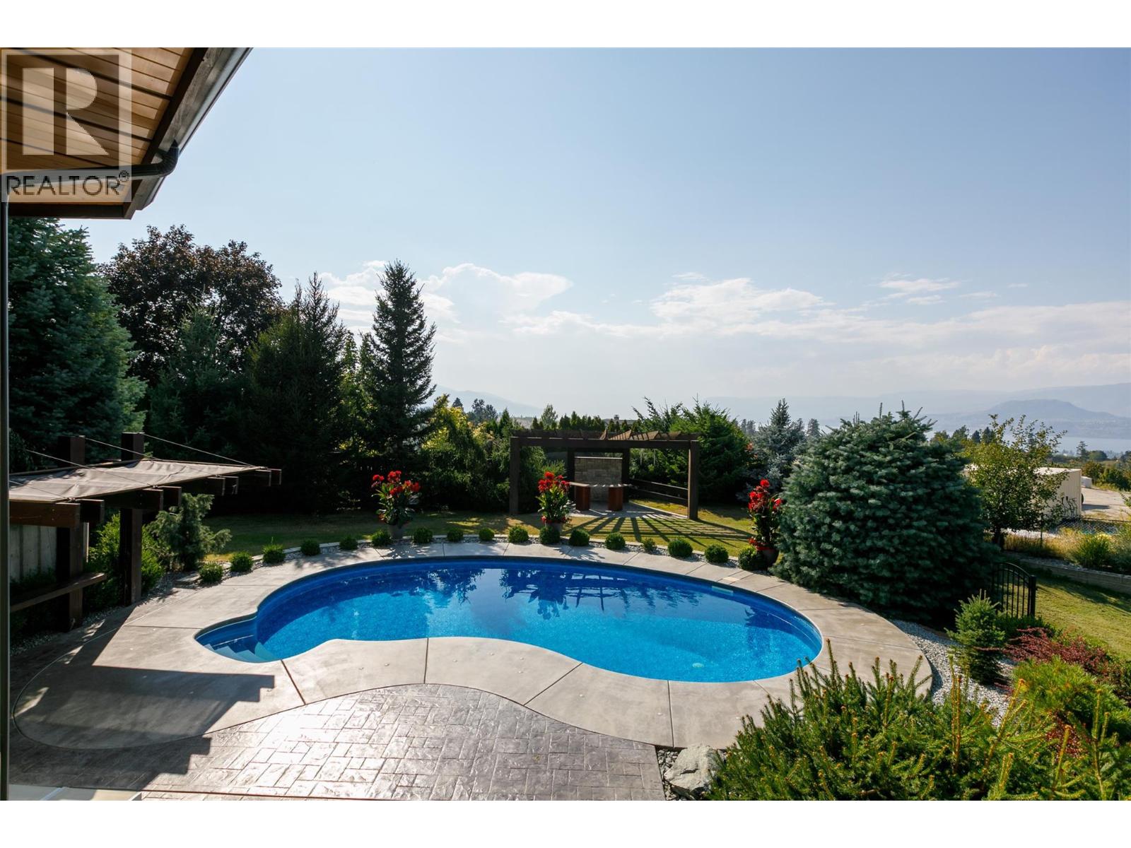 4326- 4330 Bedford Lane, Kelowna