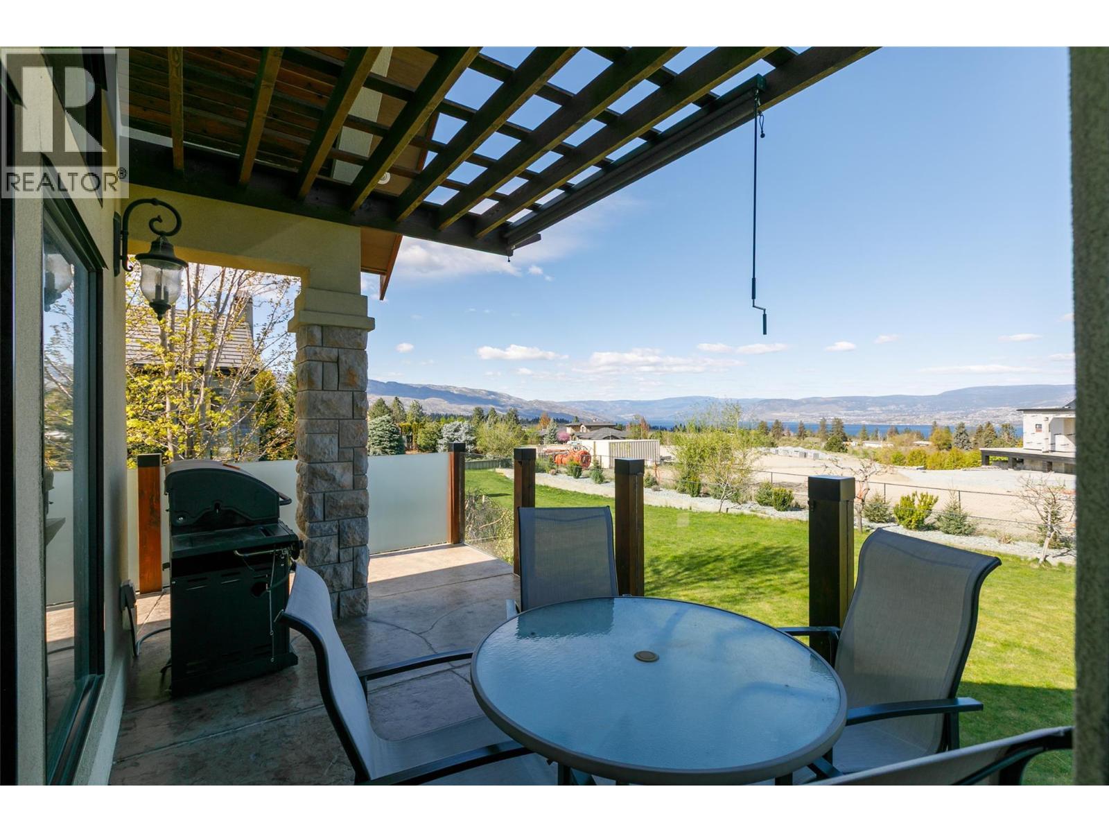 4326- 4330 Bedford Lane, Kelowna