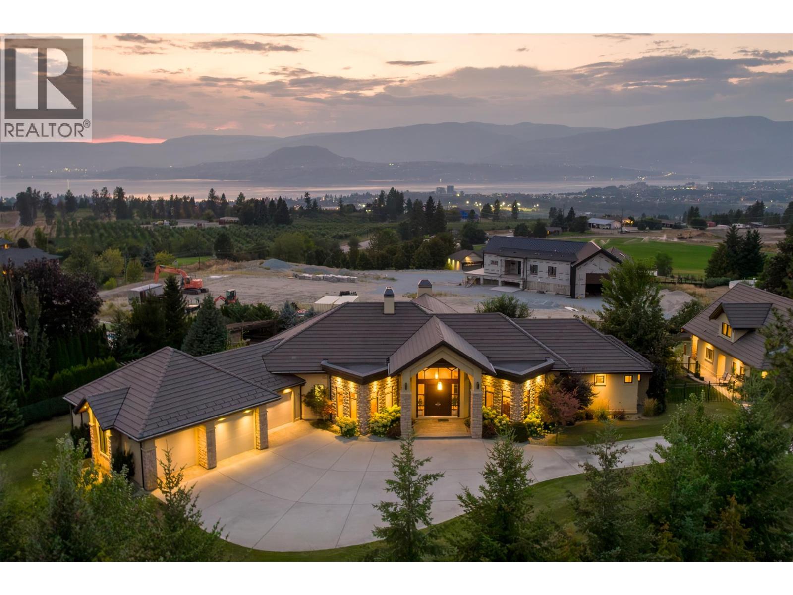 4326- 4330 Bedford Lane, Kelowna
