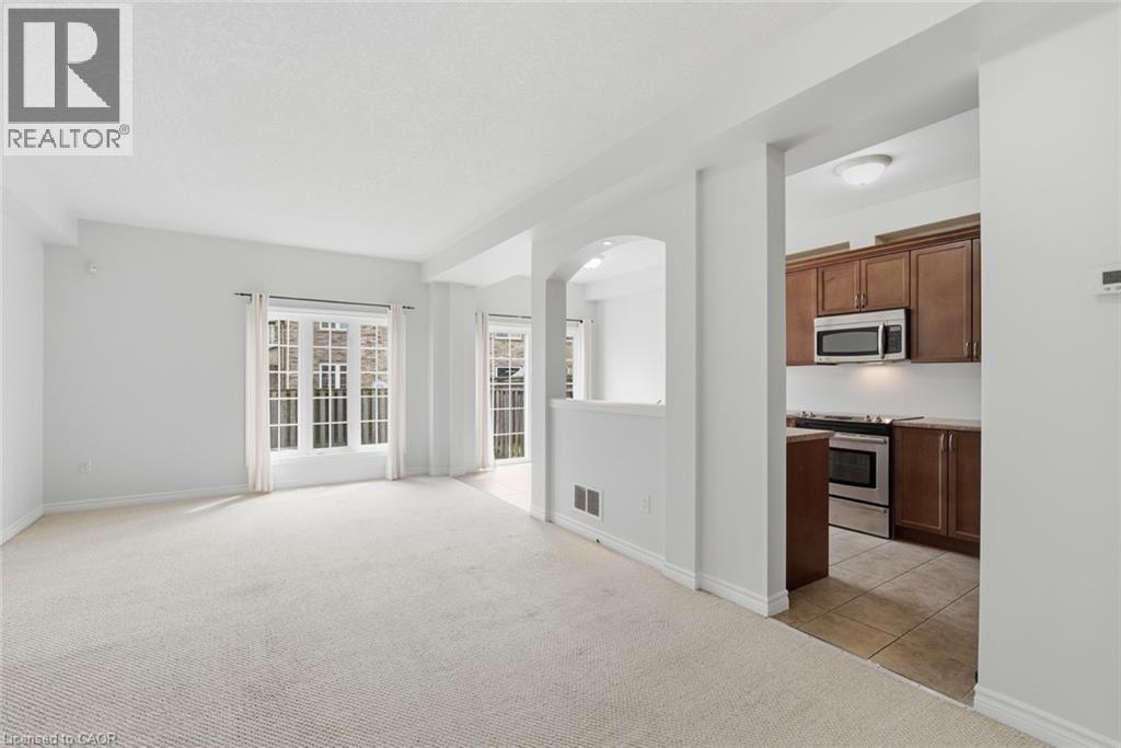 99 PANABAKER Drive Unit# 35, Ancaster, Ontario, L9G0A3 — Photo 5