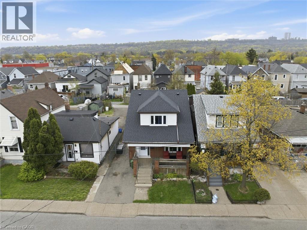 46 MAYFLOWER Avenue - 44