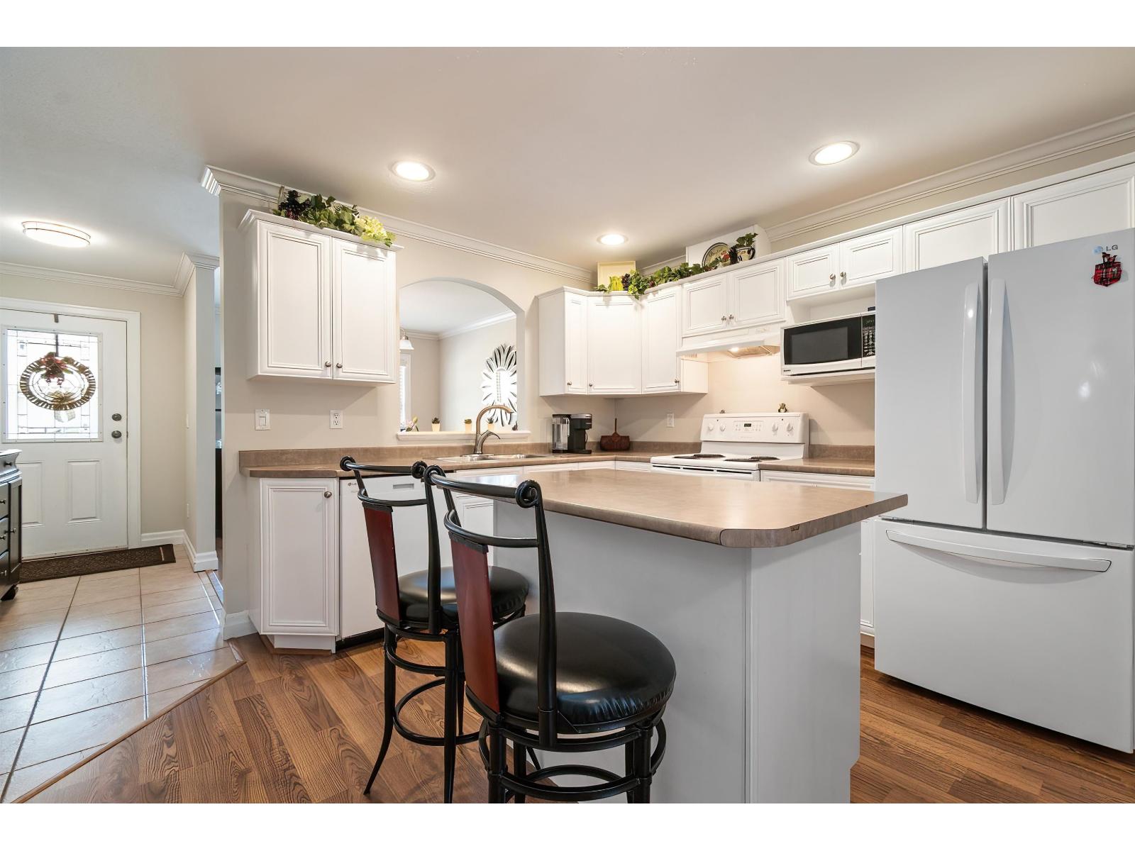 70 6887 SHEFFIELD WAY, Sardis East Vedder, Sardis