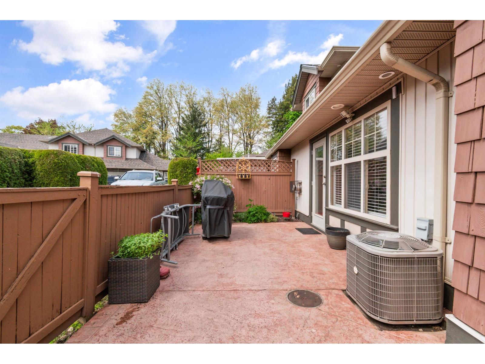 70 6887 SHEFFIELD WAY, Sardis East Vedder, Sardis