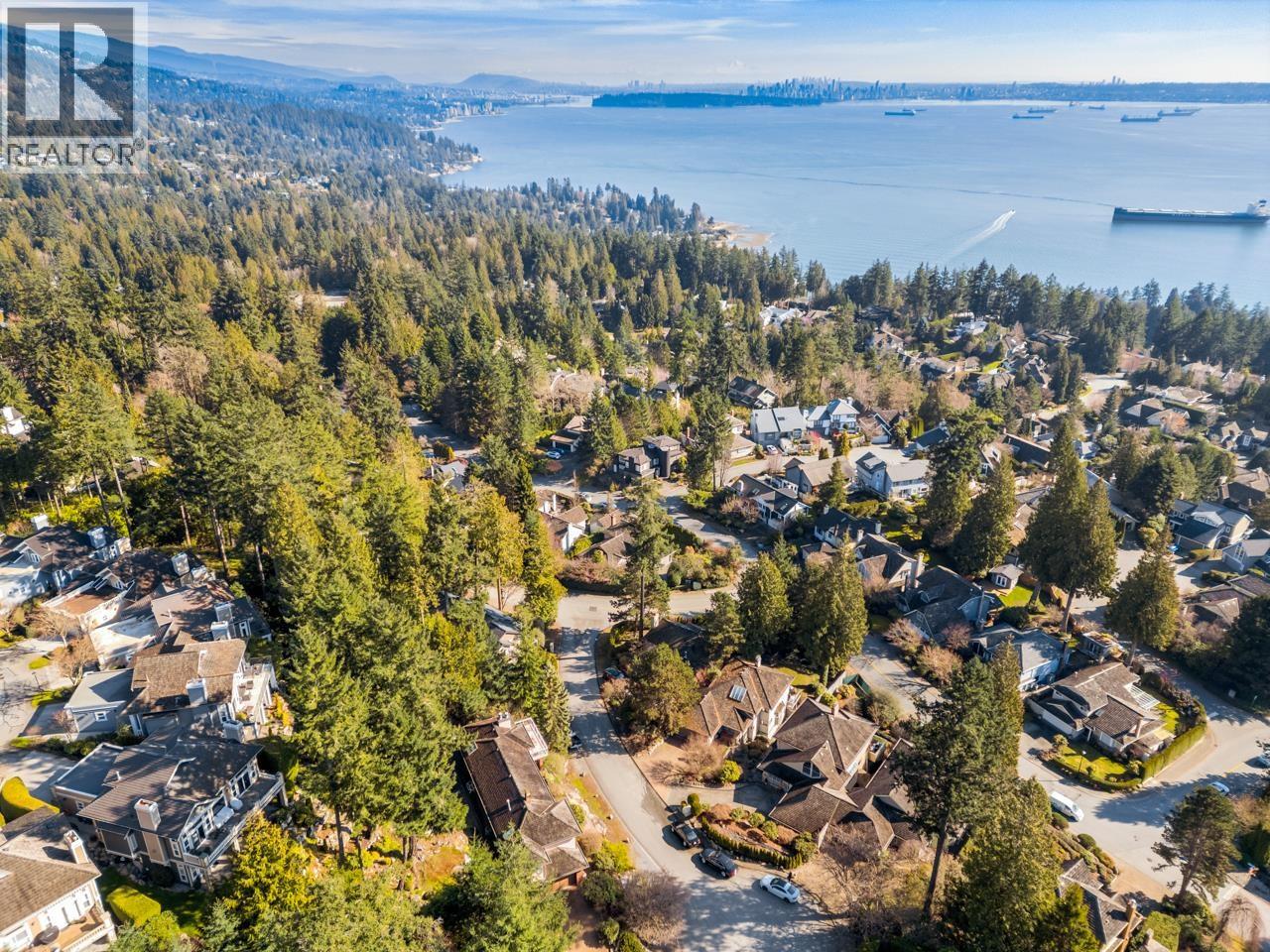 4815 HEADLAND CLOSE, West Vancouver