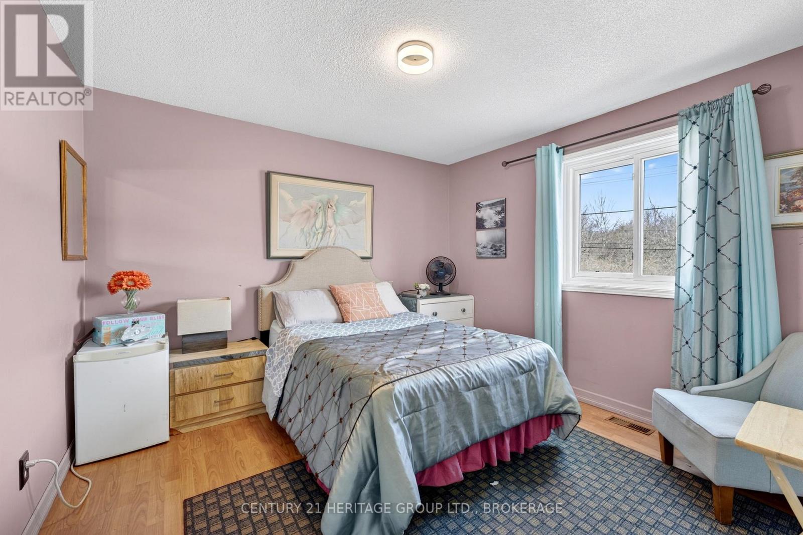 3 KEATES PLACE - 22