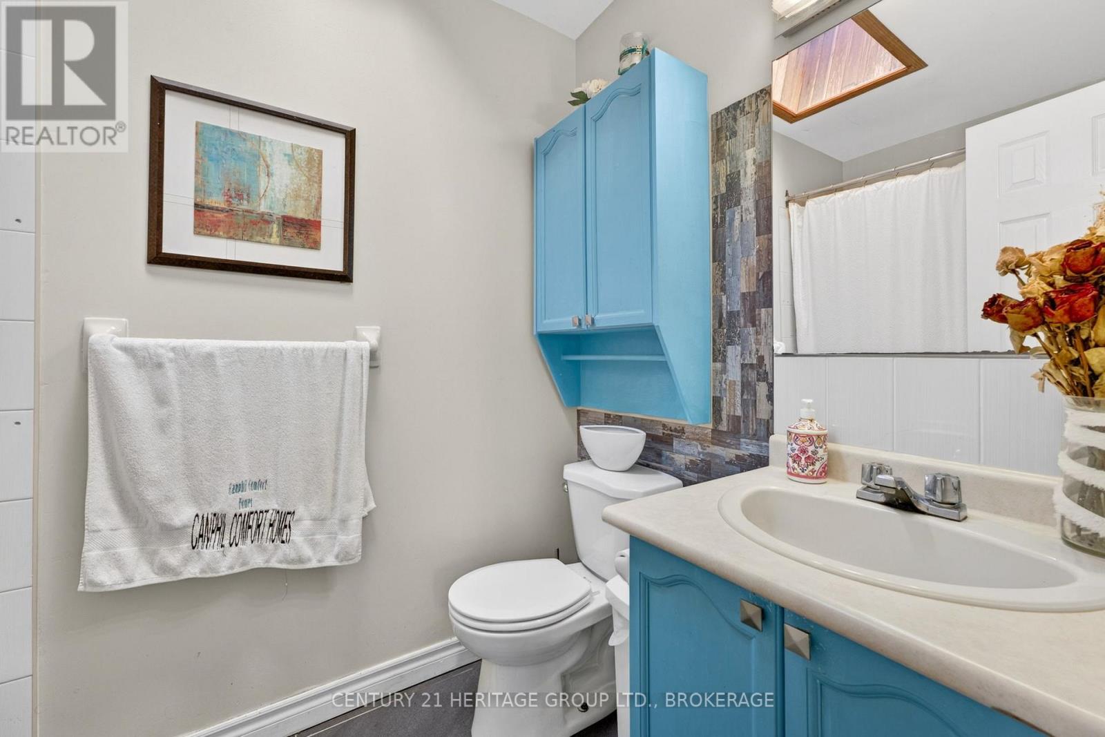 3 KEATES PLACE - 24