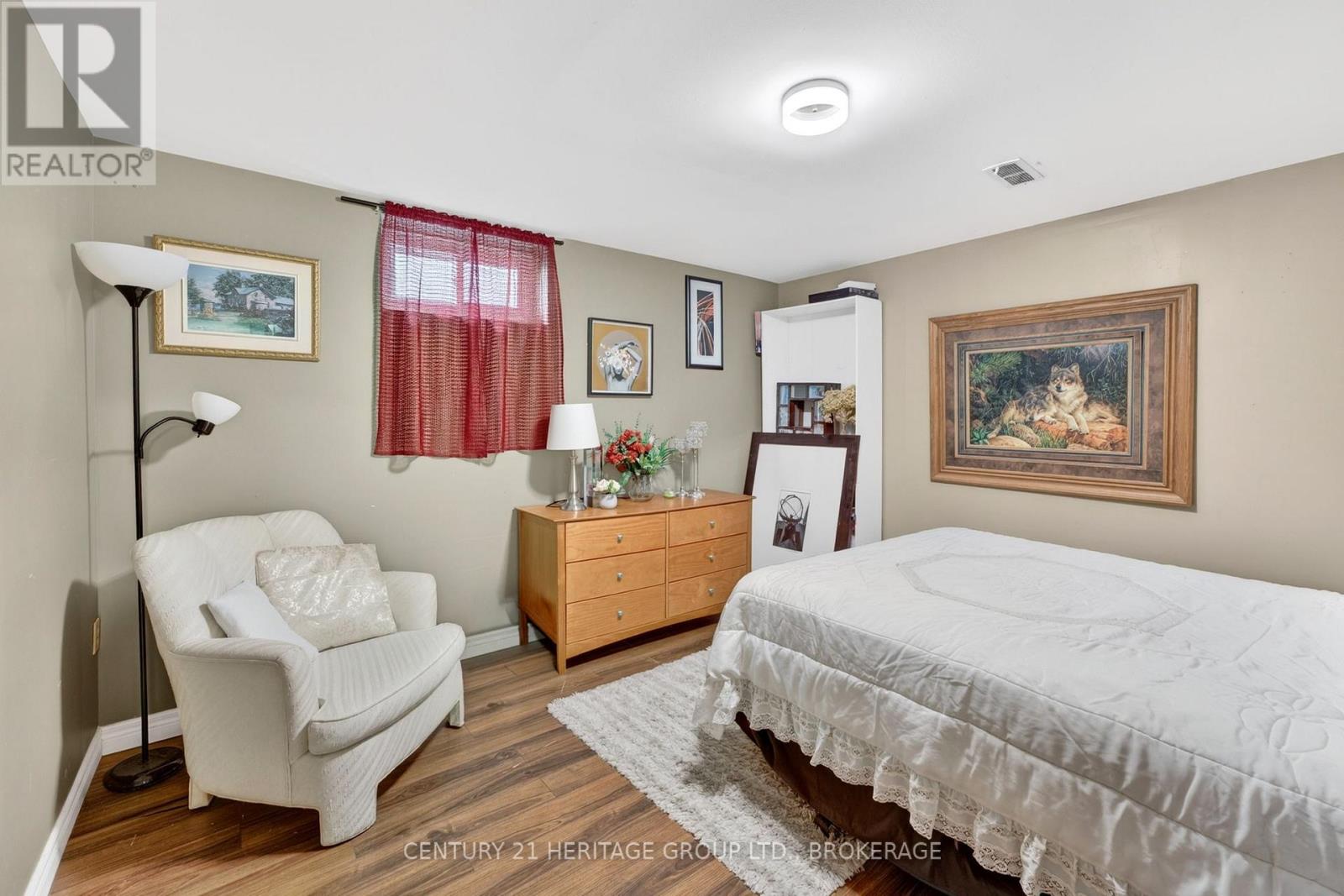 3 KEATES PLACE - 34