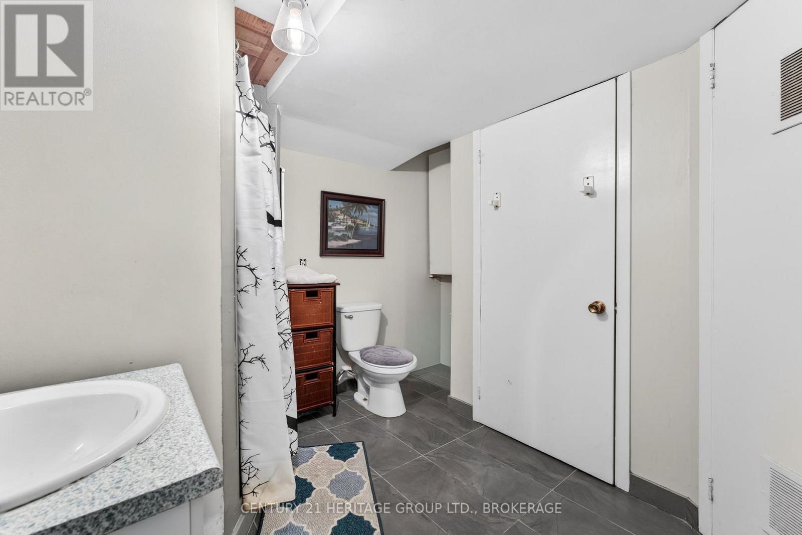 3 KEATES PLACE - 39