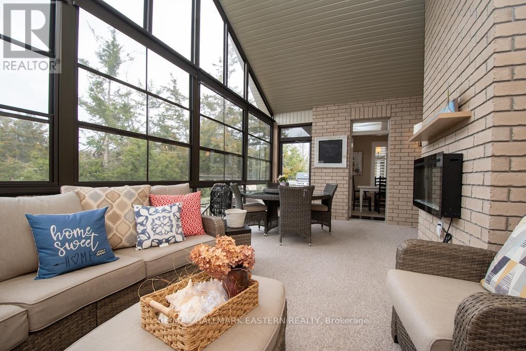 19 MARINA DRIVE - 22