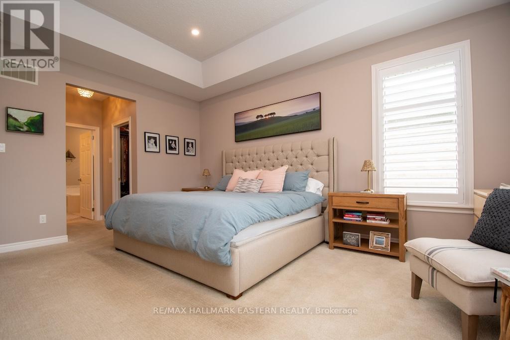 19 MARINA DRIVE - 24