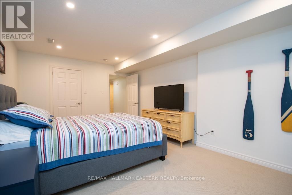19 MARINA DRIVE - 30
