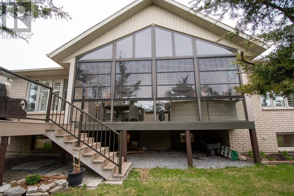 19 MARINA DRIVE - 39