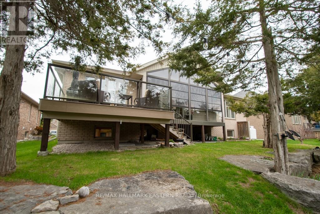 19 MARINA DRIVE - 41