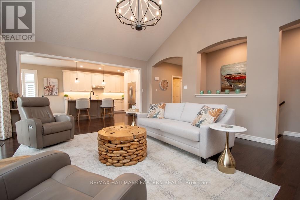 19 MARINA DRIVE - 8