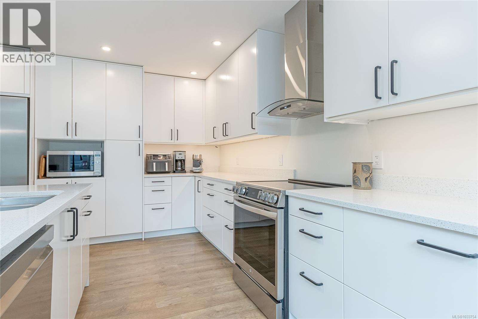 1119 Bellevue Rd - 6