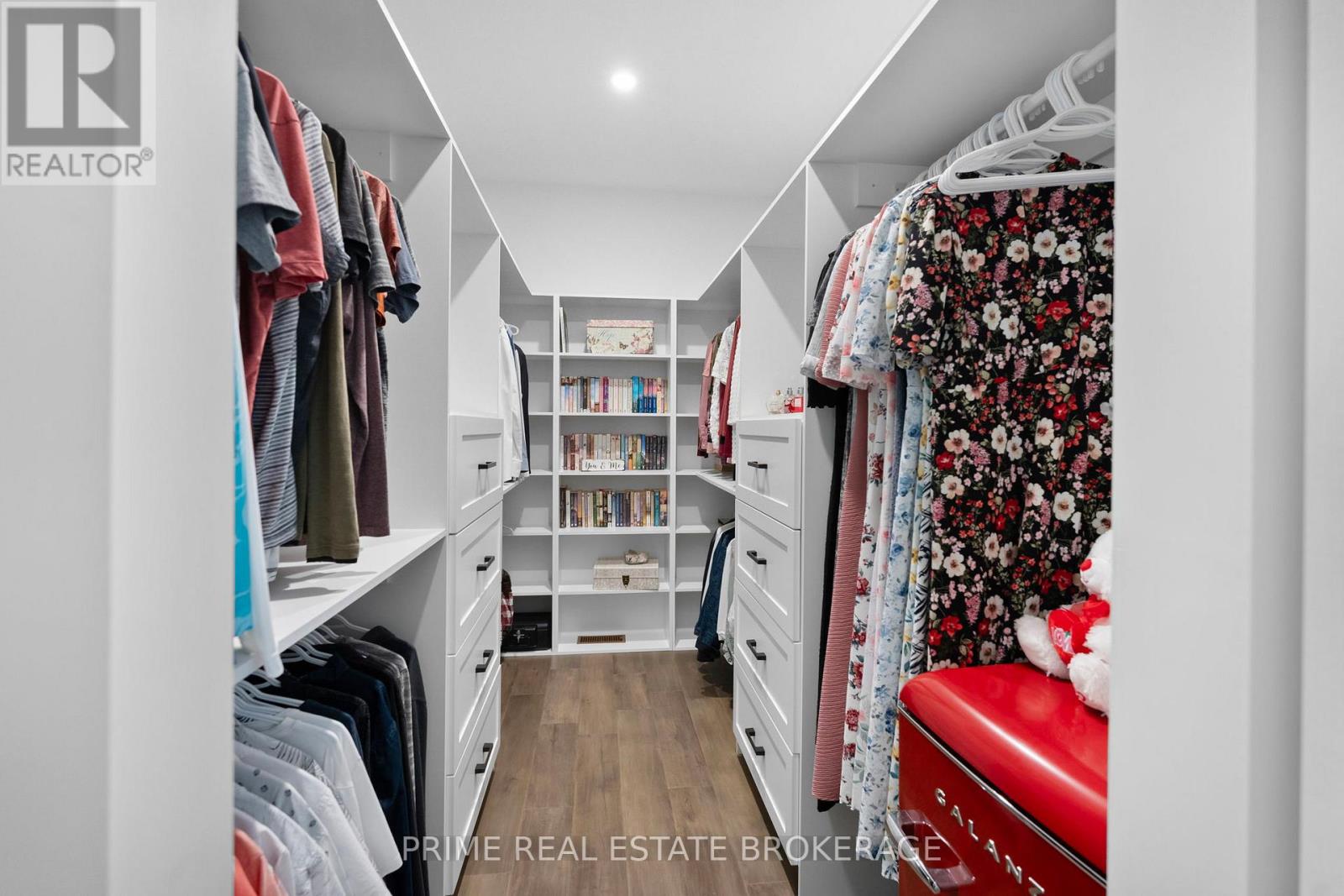 818 OIL HERITAGE ROAD - 18