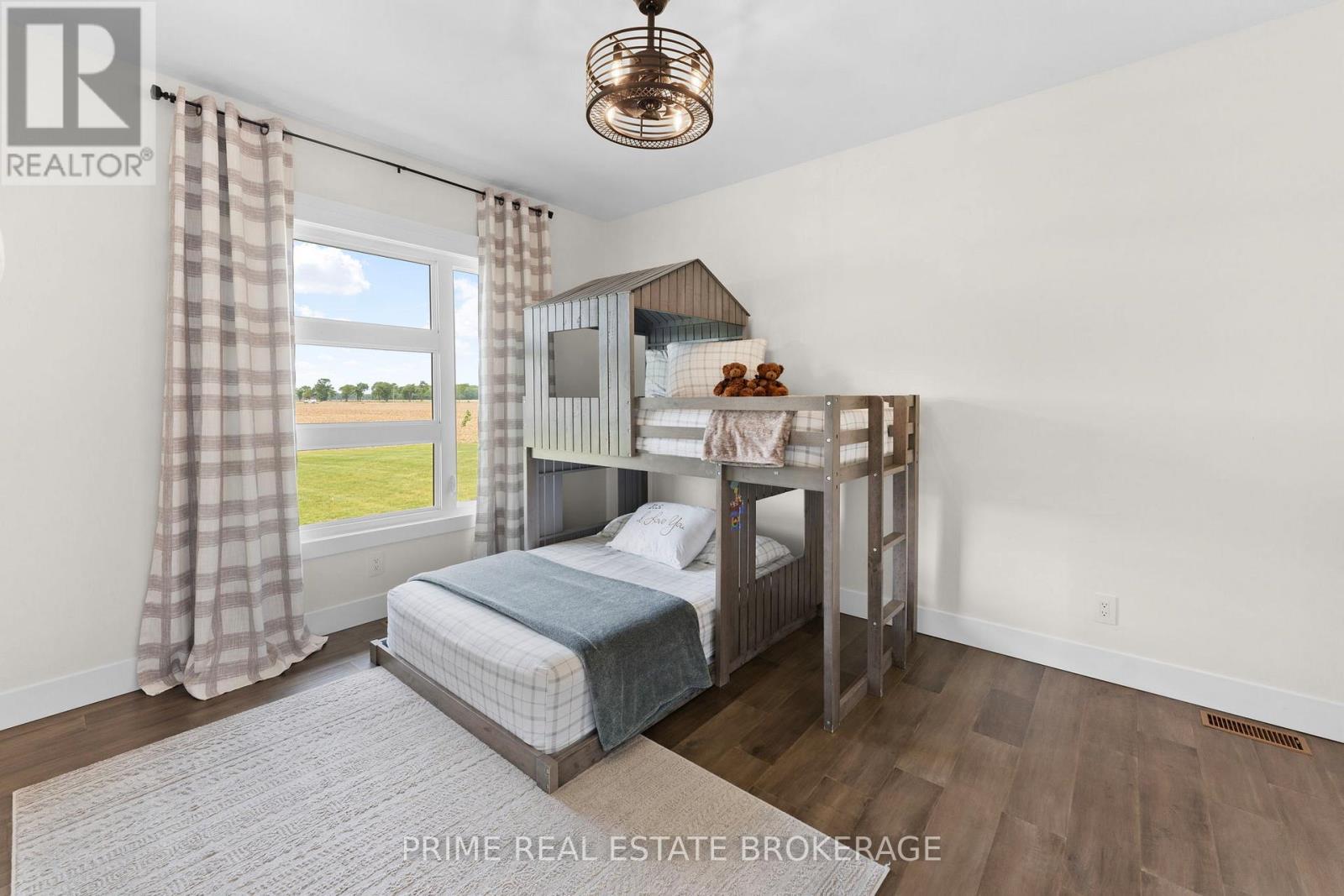 818 OIL HERITAGE ROAD - 19