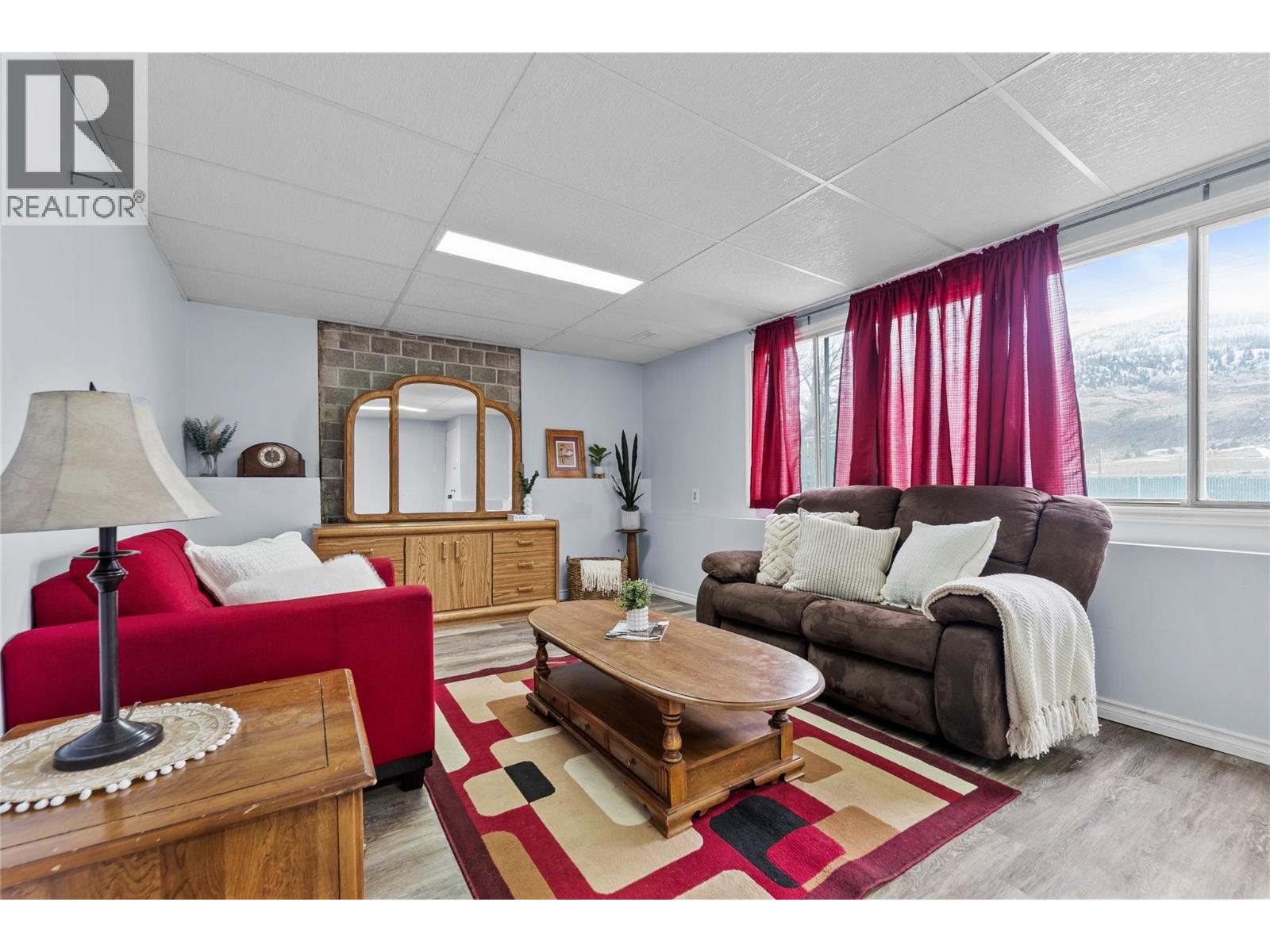 1572 Valleyview Drive, Cache Creek