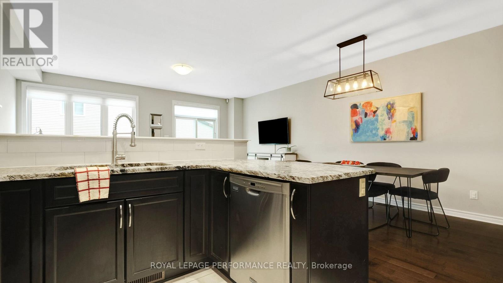 338 ALASKEN DRIVE - 11