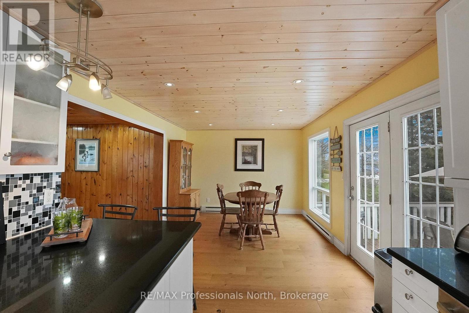 7254 HIGHWAY 35 - 21