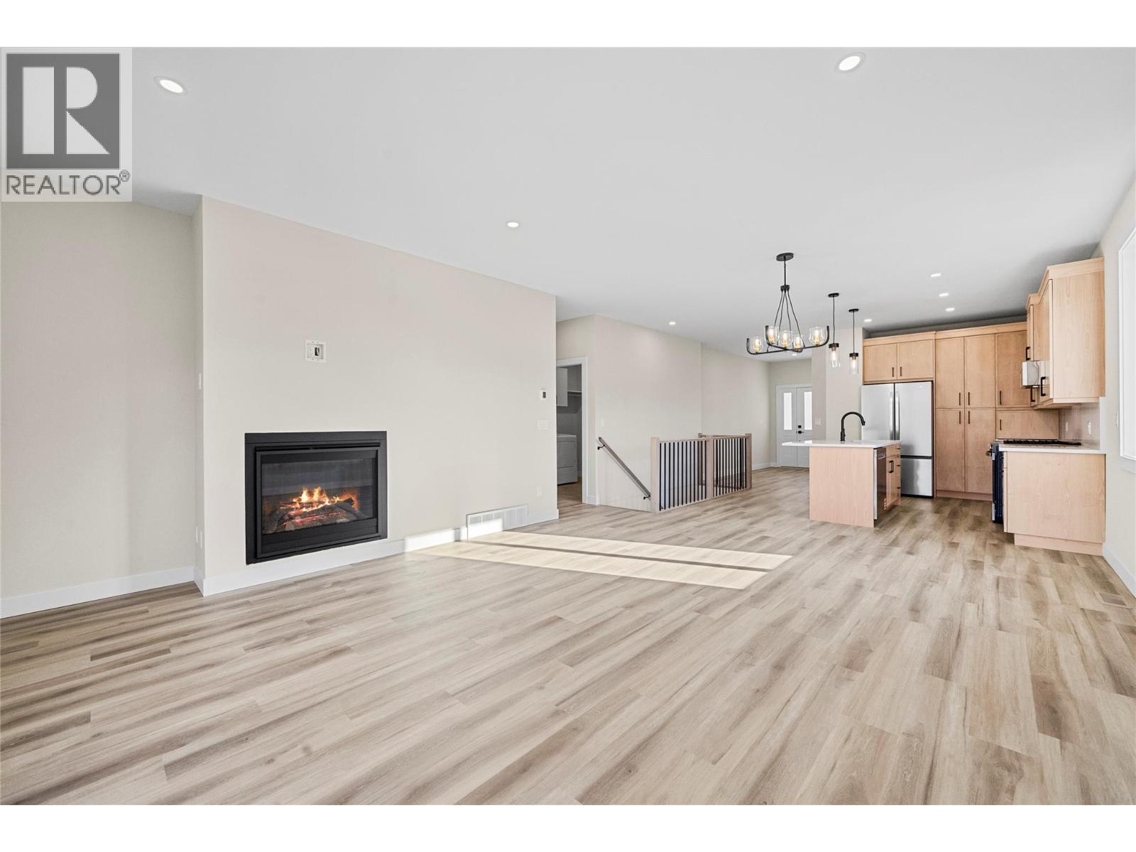  2951 27 Street Northeast, Salmon Arm