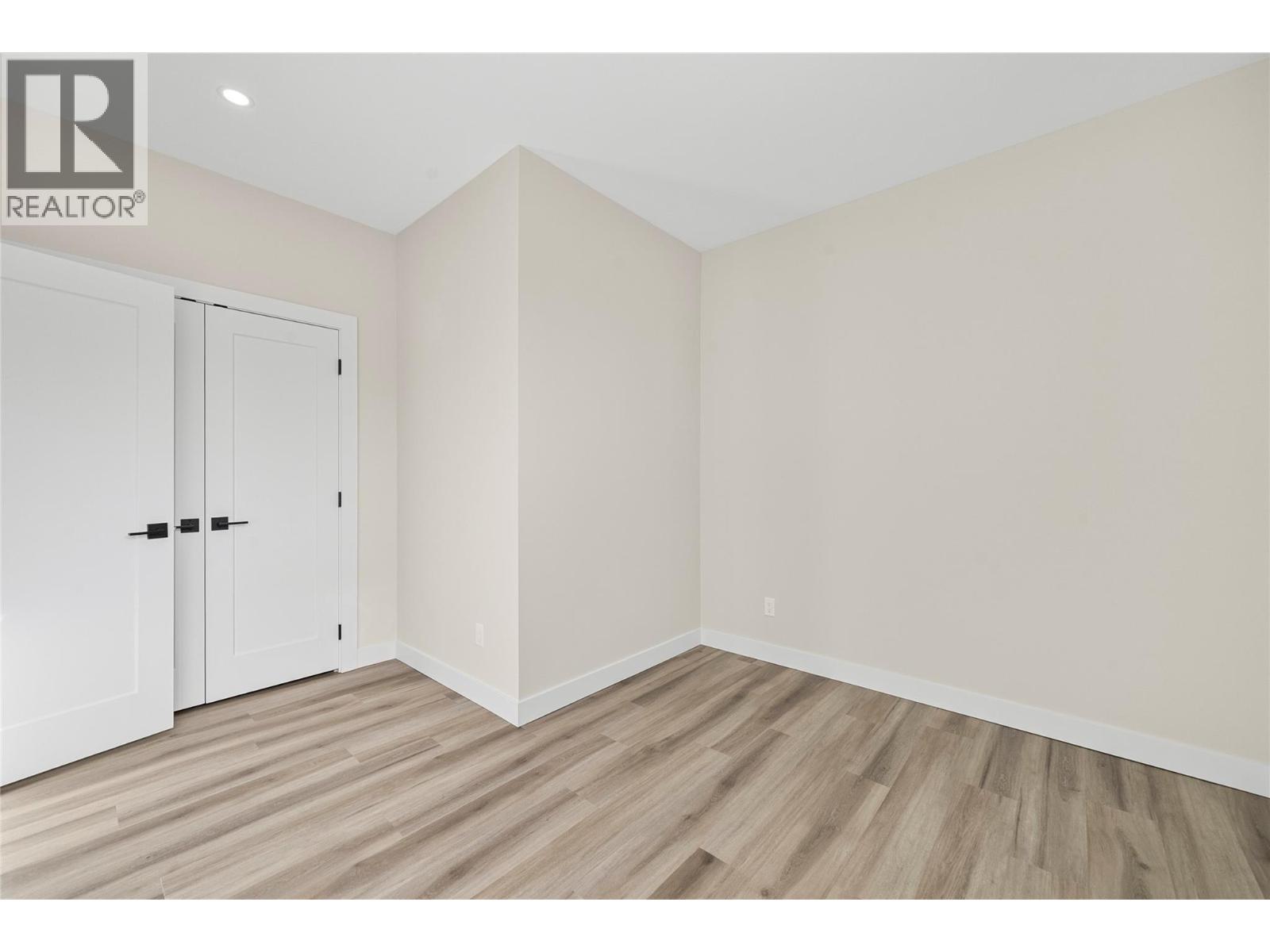  2951 27 Street Northeast, Salmon Arm