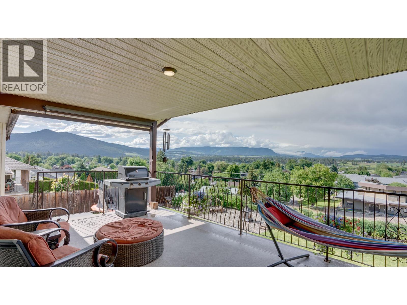 2640 Catherine Crescent - 15