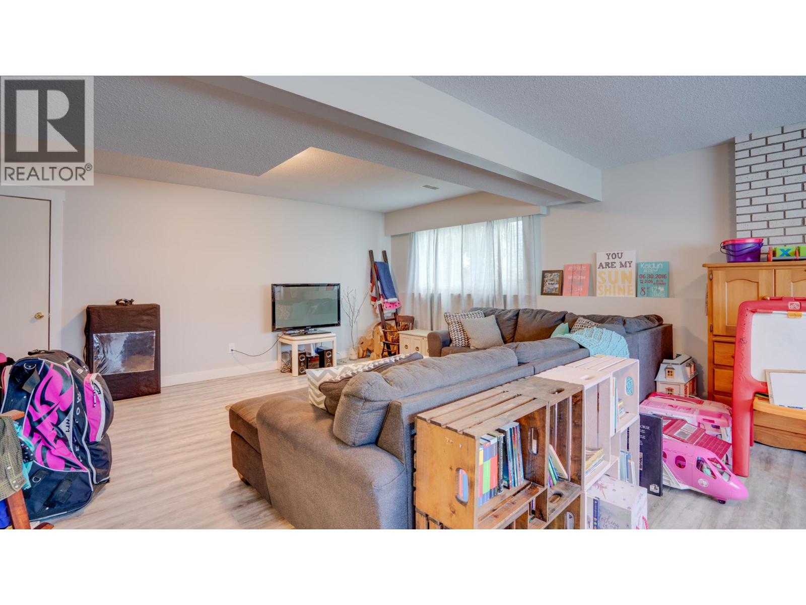 2640 Catherine Crescent - 30