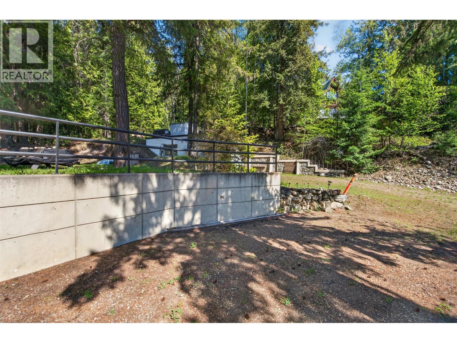 7689 Golf Course Road - 14