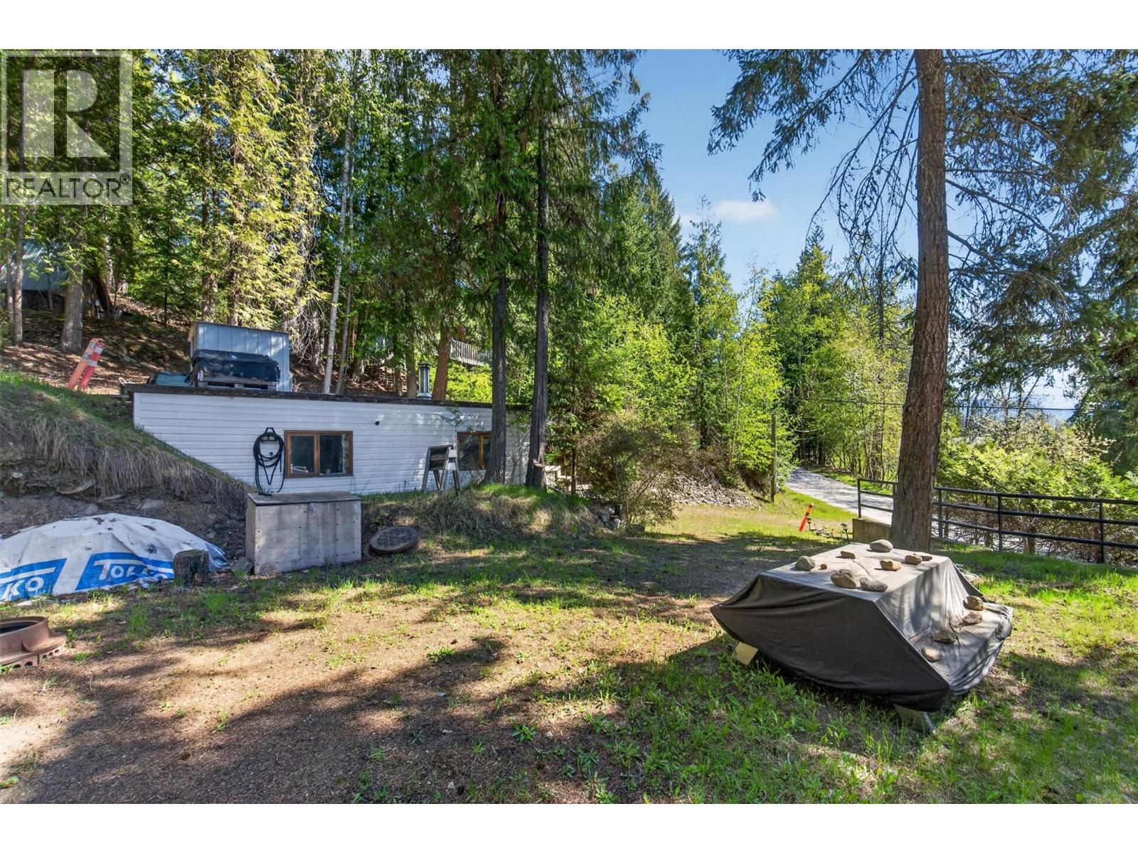 7689 Golf Course Road - 17