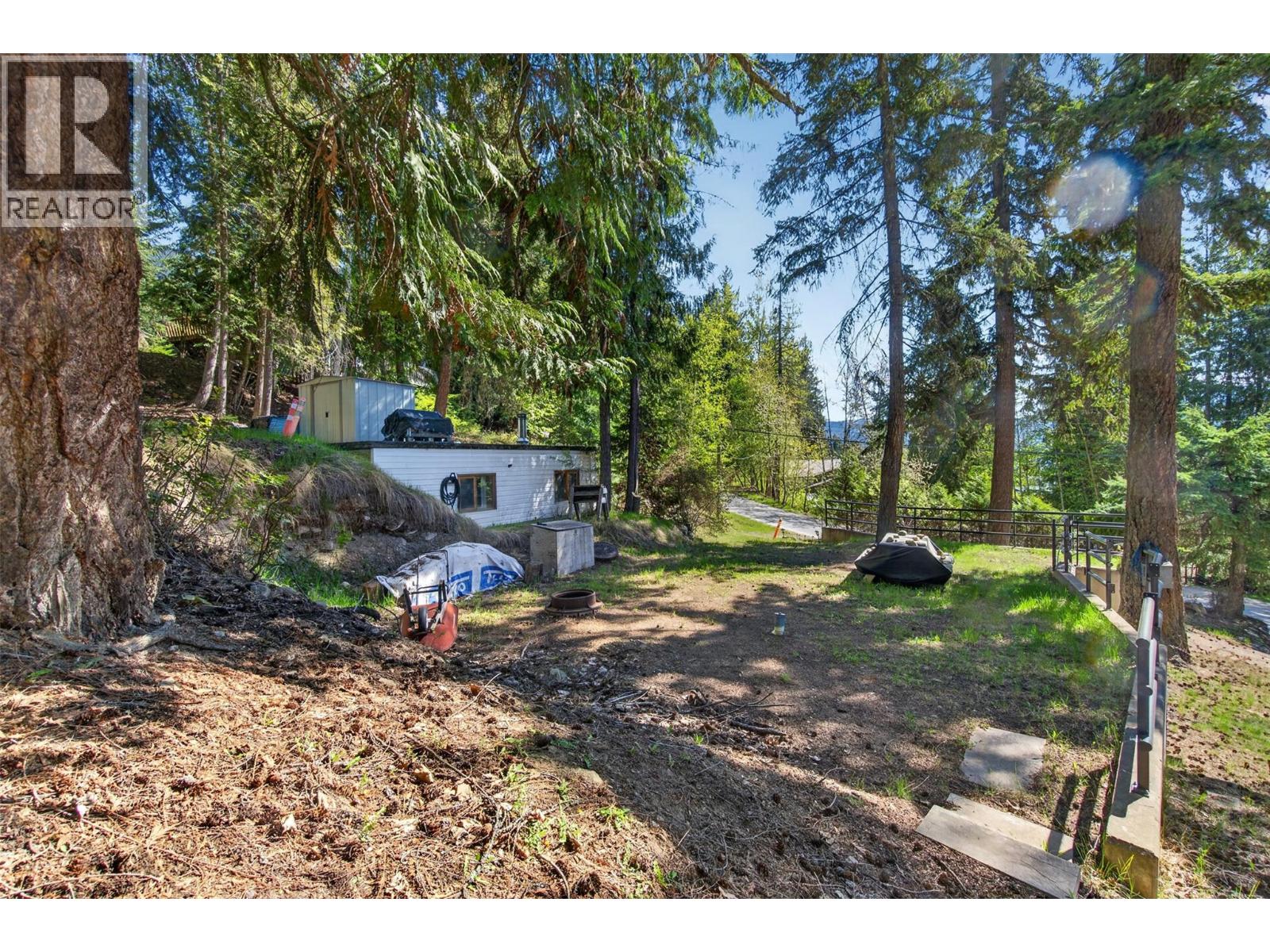 7689 Golf Course Road - 19
