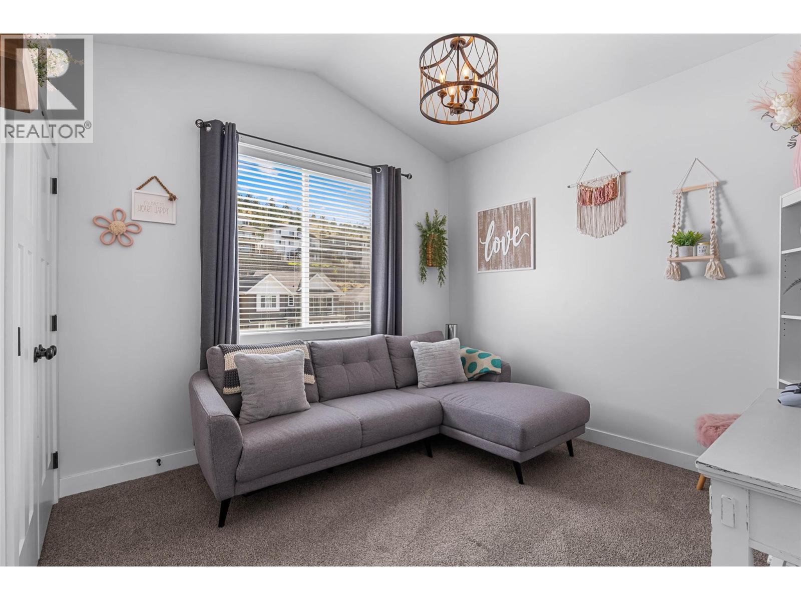 1559 EMERALD Drive - 26