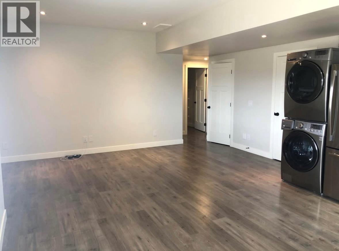 1559 EMERALD Drive - 44