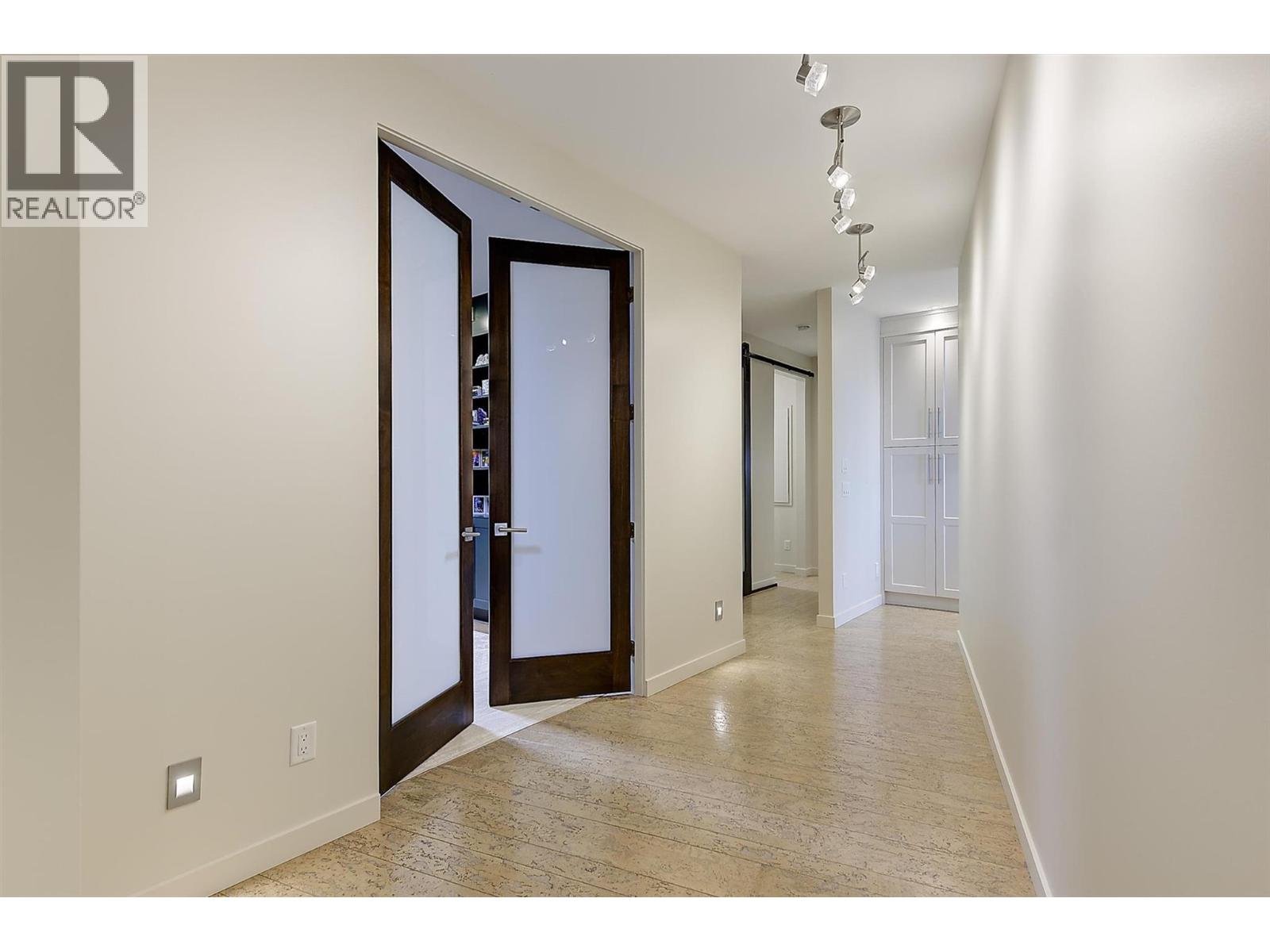 741 Pinehaven Court, Kelowna