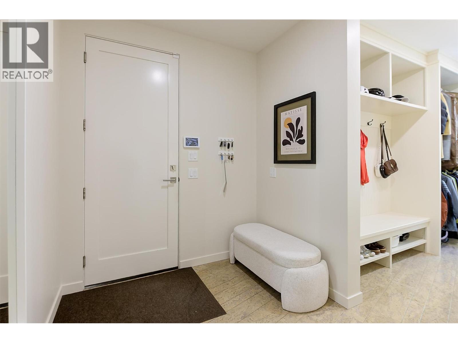 741 Pinehaven Court, Kelowna