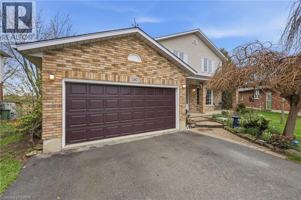 187 ALDERLEA Drive - 3