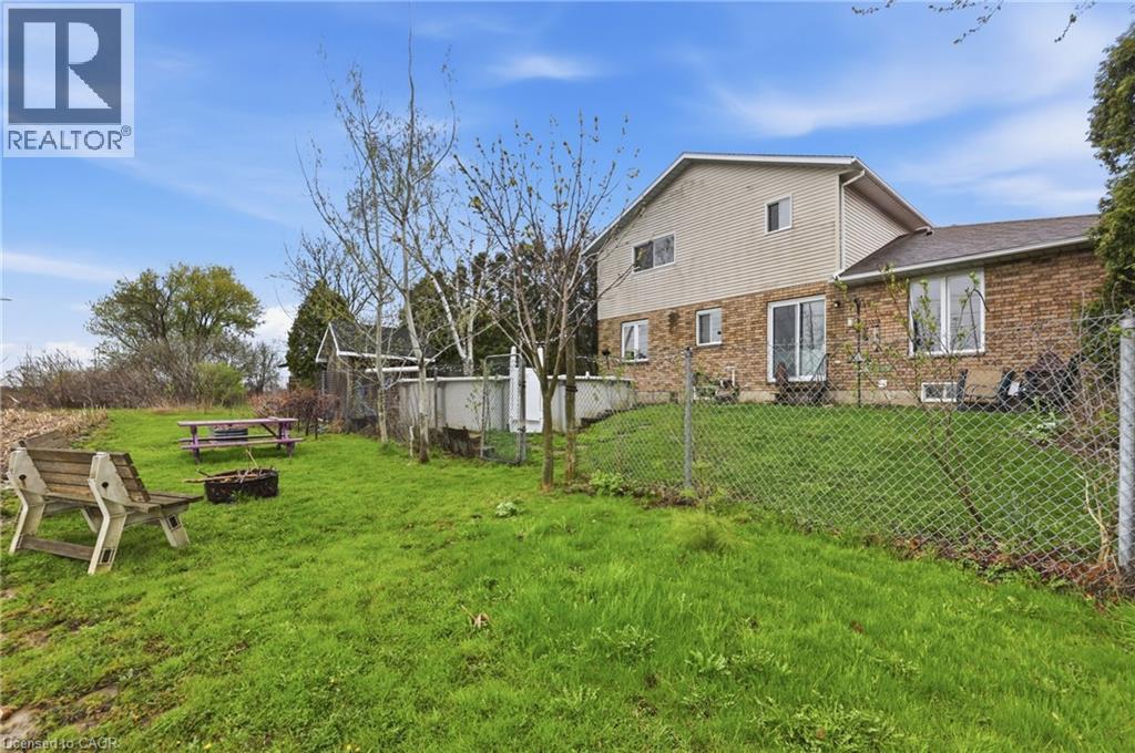 187 ALDERLEA Drive - 44