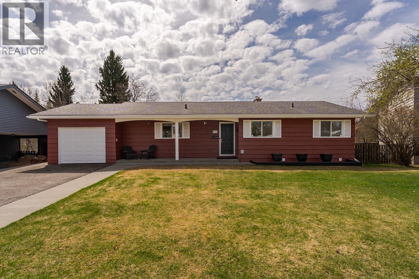 751 TAY CRESCENT, Prince George