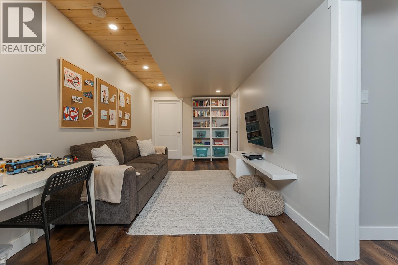 751 TAY CRESCENT, Prince George