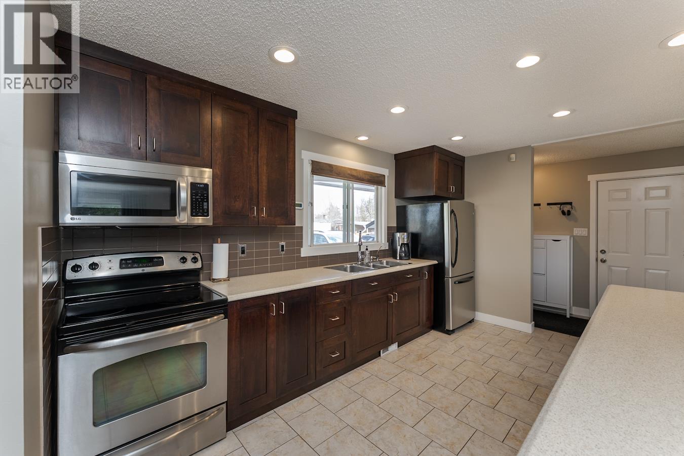 751 TAY CRESCENT, Prince George